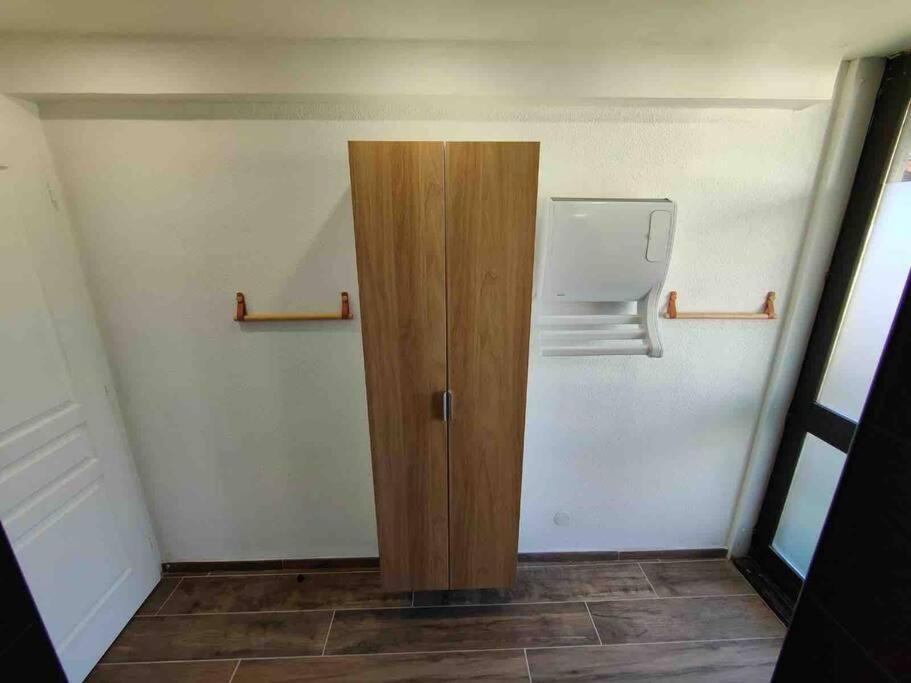 Appartement Cocooning Entierement Renove Les Angles  Exterior photo