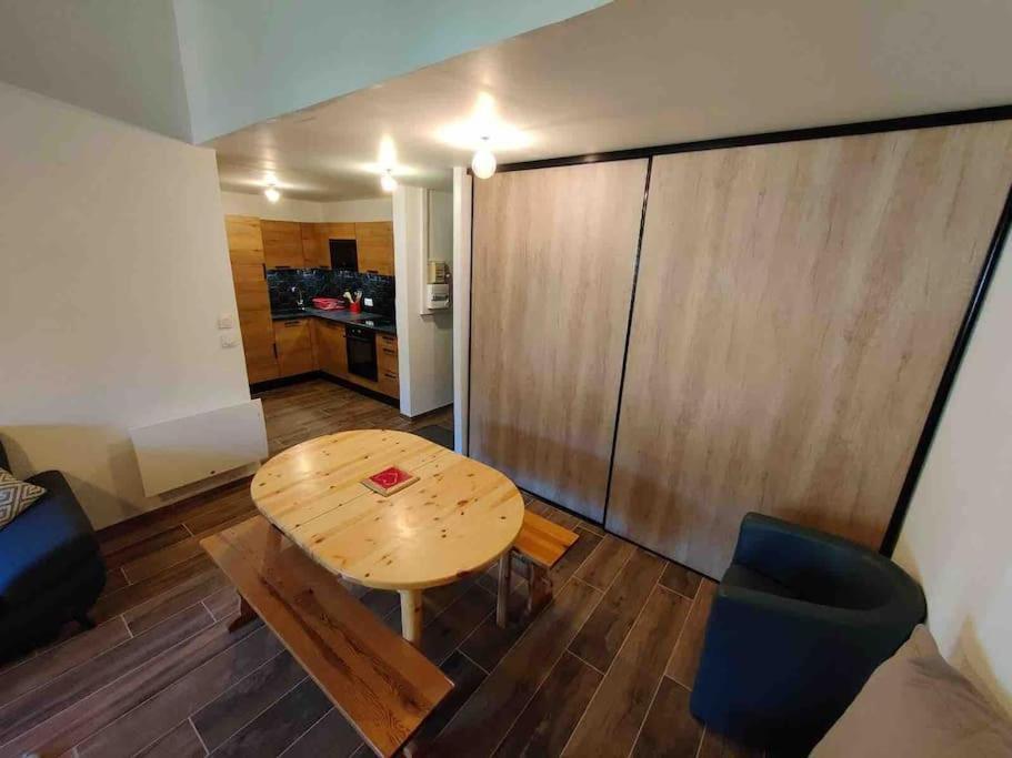 Appartement Cocooning Entierement Renove Les Angles  Exterior photo